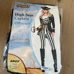 Women’s pirate Costume